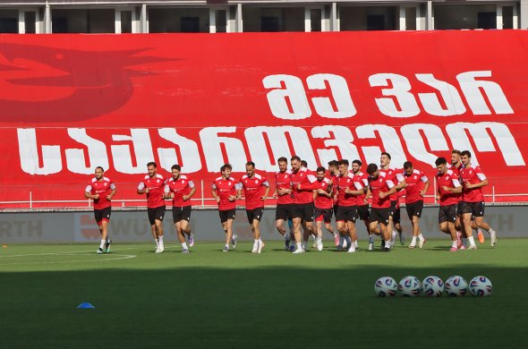 ხარისხში სხვაობა ვიცით, თუმცა, მაინც მოსაგებად გამოვალთო - ასე ფიქრობენ ბულგარელები... ხარისხში სხვაობა ვიცით, თუმცა, მაინც მოსაგებად გამოვალთო - ასე ფიქრობენ ბულგარელები...