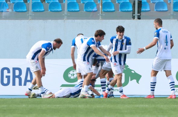 სადებიუტო გოლი, მივიწყებული, ალალი ემოციით