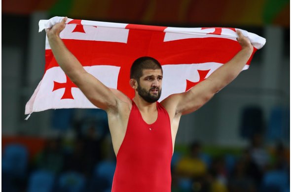 გენო პეტრიაშვილი მსოფლიო ჩემპიონია გენო პეტრიაშვილი მსოფლიო ჩემპიონია