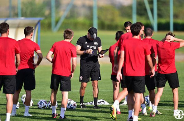 საქართველოს ეროვნული ნაკრები სრული შემადგენლობით შეიკრიბა საქართველოს ეროვნული ნაკრები სრული შემადგენლობით შეიკრიბა