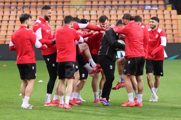 ხვალ ერთი გუნდი იქნება ბედნიერი და იმედი მაქვს, რომ ეს საქართველო იქნება ხვალ ერთი გუნდი იქნება ბედნიერი და იმედი მაქვს, რომ ეს საქართველო იქნება