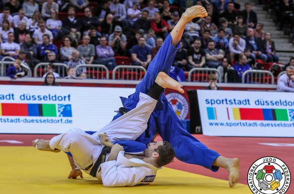 ხელმოცარული დღე ქართველებისთვის ხელმოცარული დღე ქართველებისთვის
