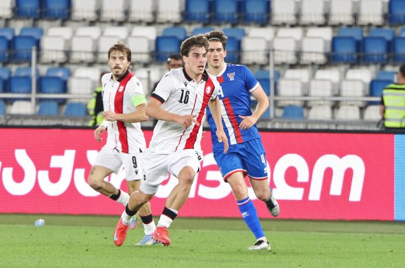 საქართველოს ეროვნულ ნაკრებში 16 წლის ფეხბურთელის დებიუტი შედგა საქართველოს ეროვნულ ნაკრებში 16 წლის ფეხბურთელის დებიუტი შედგა