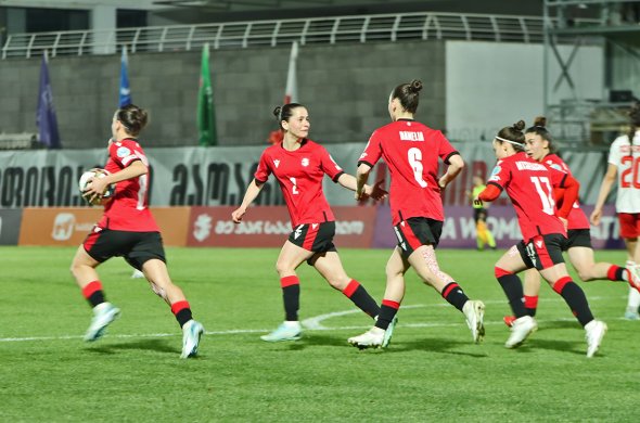 გაინტერესებთ ვინ გახდნენ 2025 წლის რჩეული ქალი ფეხბურთელები? გაინტერესებთ ვინ გახდნენ 2025 წლის რჩეული ქალი ფეხბურთელები?