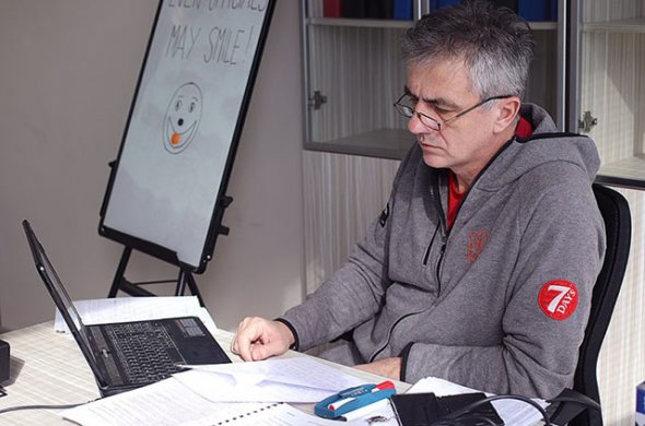 მწვრთნელების შემდეგ მსაჯები... მწვრთნელების შემდეგ მსაჯები...