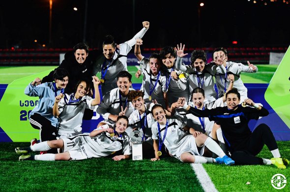 13 ტური და 13 მოგება და მეორე ტიტული 13 ტური და 13 მოგება და მეორე ტიტული