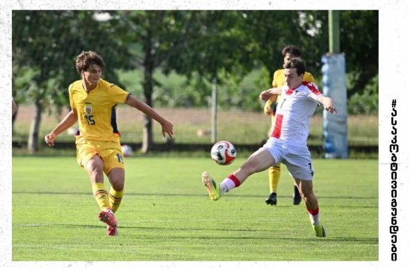 17-წლამდე ნაკრების რუმინულ შეკრებაზე თორნიკე კვარაცხელიამ ორივე სპარინგის დროს გაიტანა