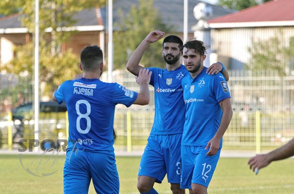 „დინამო თბილისმა“ სექტემბერში პირველად გაიტანა, ბათუმის „დინამომ“ სტატუს-კვო შეინარჩუნა „დინამო თბილისმა“ სექტემბერში პირველად გაიტანა, ბათუმის „დინამომ“ სტატუს-კვო შეინარჩუნა