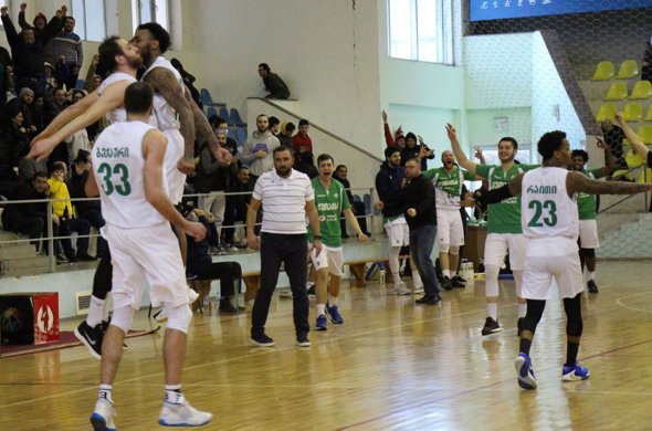 ქუთაისი 14 ტურის შემდეგ მესამეა ქუთაისი 14 ტურის შემდეგ მესამეა