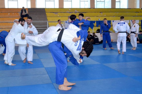 მთავარმა სპორტულმა ექიმმა, შეკრებაზე მყოფ ძიუდოისტებს ჩააკითხა მთავარმა სპორტულმა ექიმმა, შეკრებაზე მყოფ ძიუდოისტებს ჩააკითხა