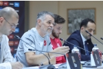 სხვა ნომინანტებისგან განსხვავებით, ხვიჩა საკუთარ თავზე არასდროს ლაპარაკობს