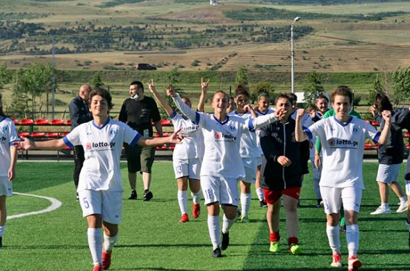 ქალთა ლიგა 2-ის მეხუთე ტურში სოხუმელებმა მორიგი 3 ქულა, ხაშურელმა ნინო ბუხრიკიძემ კი, 8 გოლი ჩაიწერეს ქალთა ლიგა 2-ის მეხუთე ტურში სოხუმელებმა მორიგი 3 ქულა, ხაშურელმა ნინო ბუხრიკიძემ კი, 8 გოლი ჩაიწერეს